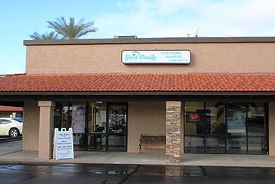 exterior of desert family eye care and reed family vision center
